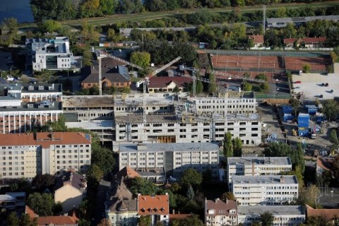 Új klinikai tömb Szegeden (Új klinikai tömb Szegeden)