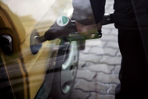 benzin (benzin, tankolás, )