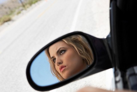 noi-sofor(960x640)(2).jpg (visszapillantó, sofőr, autós, )