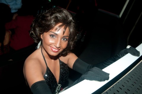 nótár mary (nótár mary, )