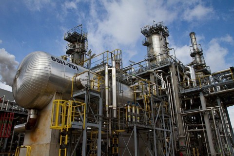 olajfinomito(960x640)(1).jpg (olajfinomító)