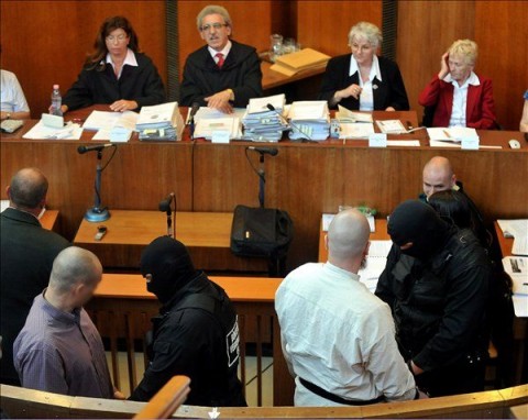 romagyilkosságok (romagyilkosságok)