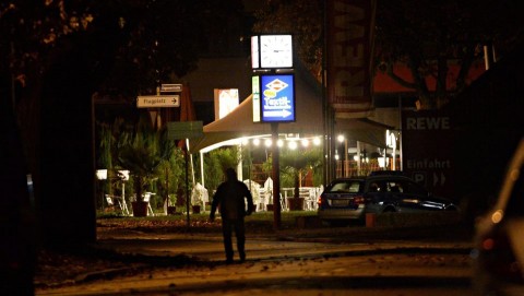 túszdráma Freiburgban (freiburg, túszdráma, )