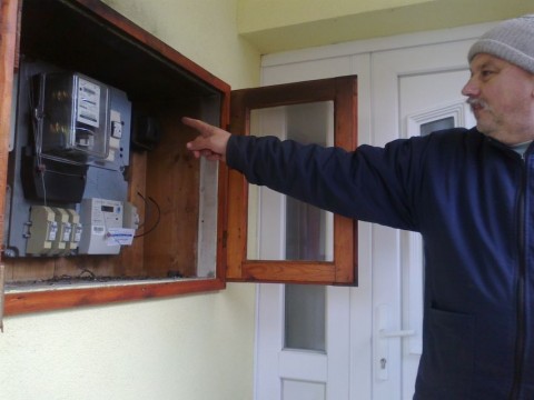 villanyóra Bodroghalomban (villanyóra, )