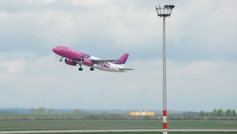 wizzair (wizzair, )