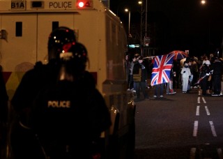 Belfast összecsapások (belfast)