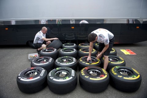 Forma 1 - Hungaroring (forma 1, hungaroring, mogyoród, kerék, gumi, szerelő,)