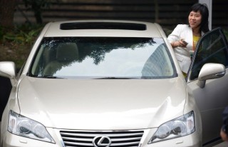 Kína nő autó (női sofőr, kína, )