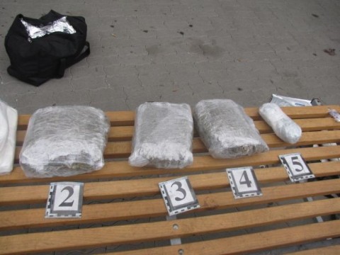 Marihuána Röszkénél (Marihuána Röszkénél)