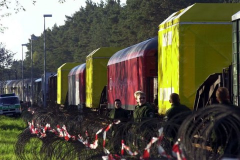 atomvonat (atomvonat, )