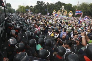bangkoki-tuntetes(960x640).jpg (Bangkok, tüntetés, Thaiföld)