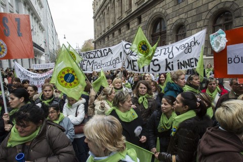 emmi tüntetés (emmi tüntetés)