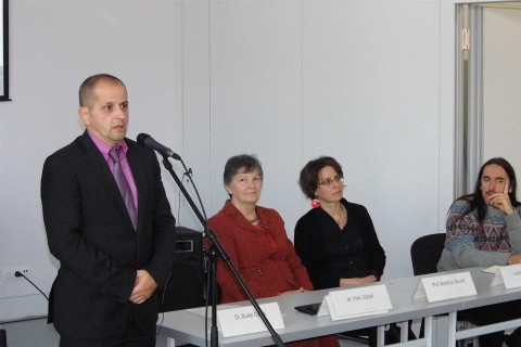 gmo2(960x640).jpg (gmo)