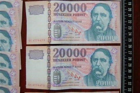 hamis-penz(1)(960x640).jpg (hamis pénz, pénzhamisítás, )