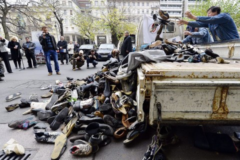 lyukas cipők (lyukas cipők, ngm, )