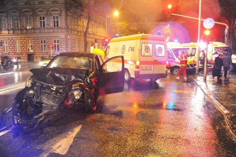 mentobaleset-a-Dohany-utcaban(960x640)(1).jpg (baleset, )