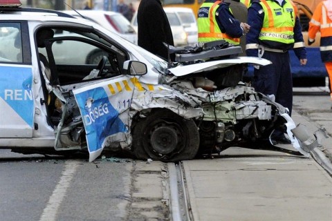 rendor(960x640).jpg (rendőr)