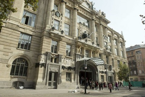 zeneakadémia (zeneakadémia, )