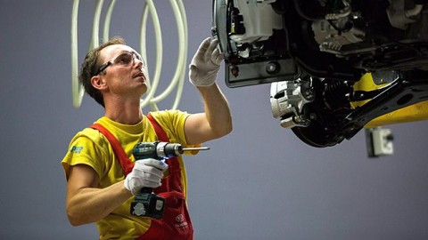 Autogyar(210x140)(1).jpg (autógyár)