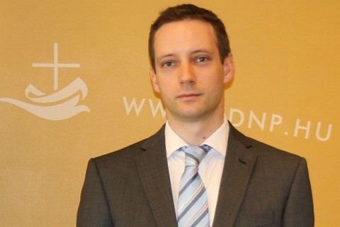 Azbej Trisztán (Azbej Trisztán)