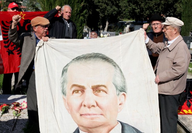 Enver Hoxha  (Enver Hoxha )