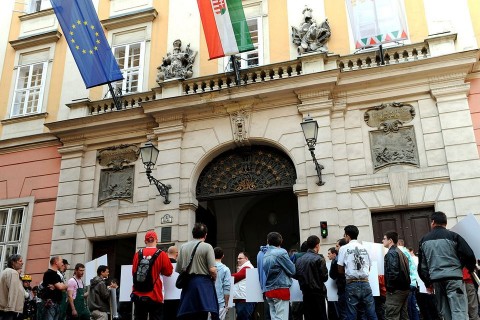 Főpolgármesteri Hivatal (Főpolgármesteri Hivatal)