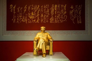 Mao ce-tung szobra (Mao ce-tung, kommunista vezér, Kína, arany)