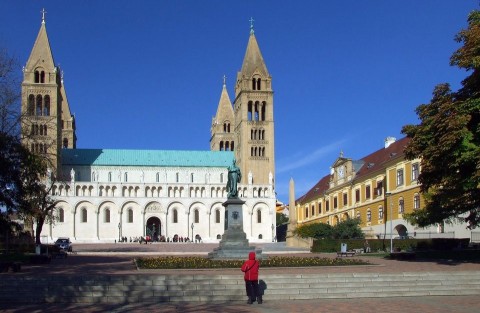 Pecsi-szekesegyhaz(960x640)(2).jpg (székesegyház, )