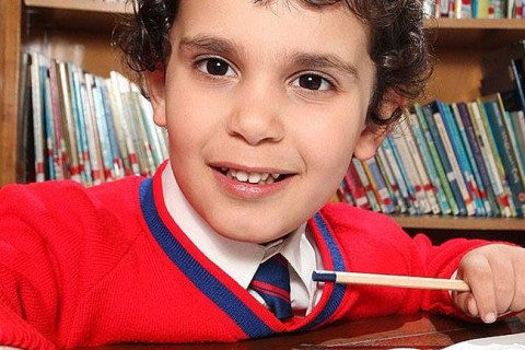 Sherwyn Sarabi (Sherwyn Sarabi)