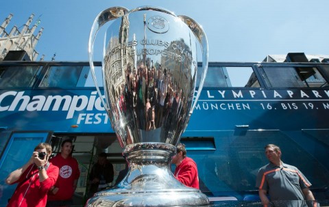 bajnokok-ligaja-trofea(960x640)(1).jpg (bajnokok ligája trófea)