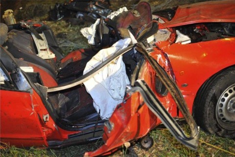 baleset, autóroncs (autóroncs, )