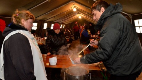 ételosztás (ételosztás)