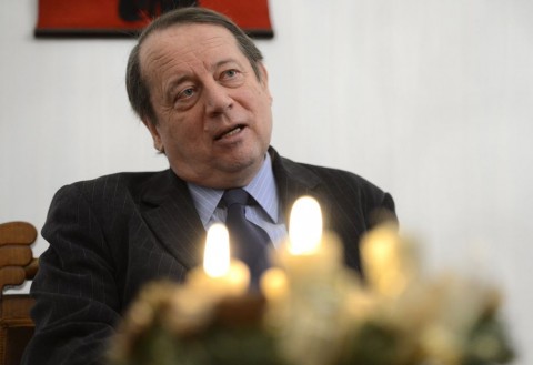 gáncs péter (gáncs péter, )