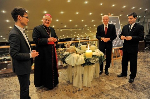 gyertyagyújtás (gyertyagyújtás, )