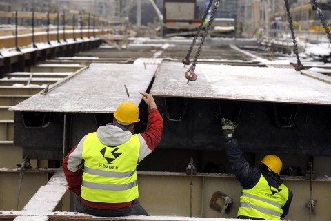 kozgep(960x640)(2).jpg (közgép)