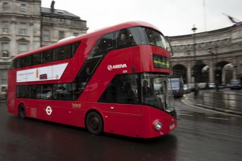 londoni-busz(960x640)(4).jpg (londoni busz)