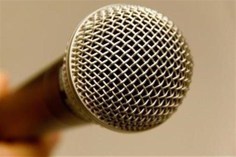 mikrofon(1)(960x640).jpg (mikrofon, )