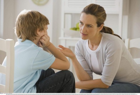 nevelőszülő (nevelőszülő)