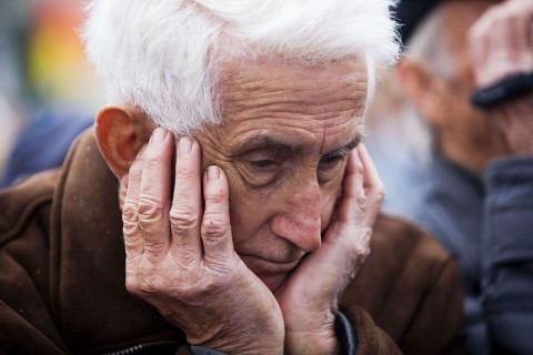 nyugdíjas (nyugdíjas)