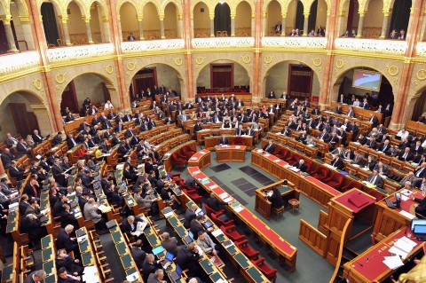 orszaggyules(1)(960x640)(1).jpg (országgyűlés)