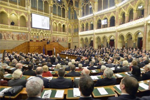 parlament antall (antall józsef, )