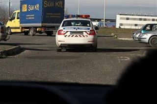 rendorauto(1)(960x640).jpg (rendőrautó)