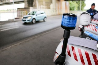 rendorseg-kozuti-ellenorzes-igazoltatas(5)(960x640)(4).jpg (rendőrség, közúti ellenőrzés, igazoltatás)