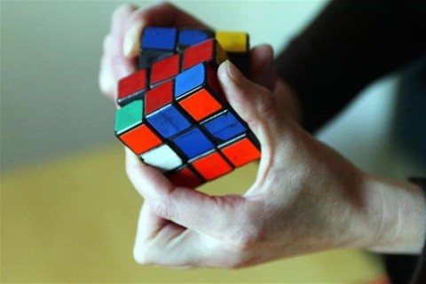 rubik-kocka(2)(960x640).jpg (rubik kocka)