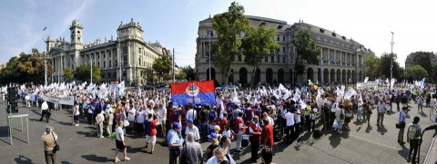 szakszervezet (szakszervezet)