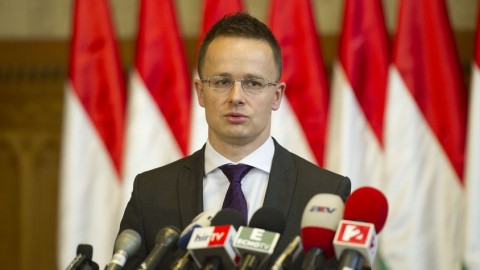 szijjártó (szijjártó)