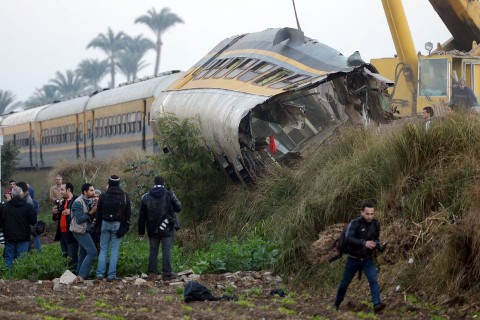 vonatbaleset (vonatbaleset, )