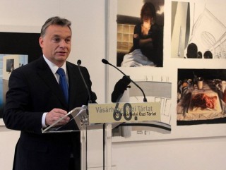 Orbán Viktor (orbán viktor, vásárhelyi őszi tárlat)