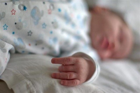 Ujszulott-csecsemo(2)(960x640).jpg (újszülött)