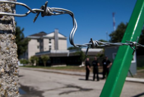 Vámosszabadi menekülttábor (vámosszabadi, menekülttábor, )